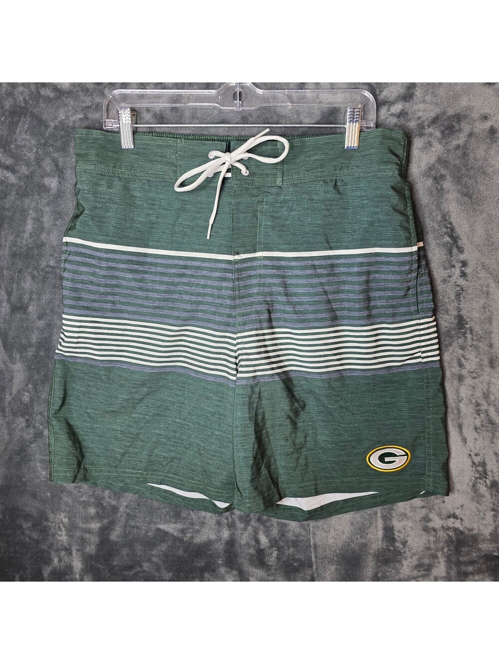 G-III Sports by Carl Banks Green Green Bay Packers Coastline Volley Swim Shorts